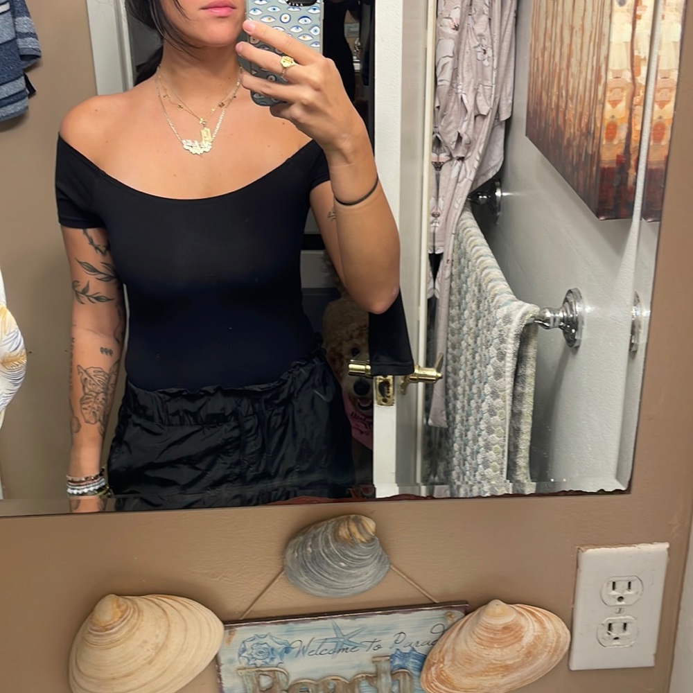 black off the shoulder short sleeve bodysuit